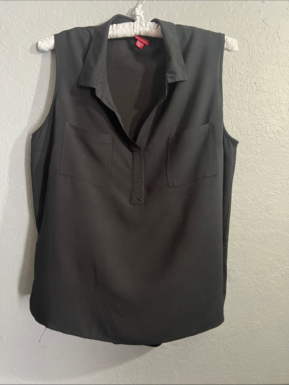Merona Black Sleeveless Collared Camisole